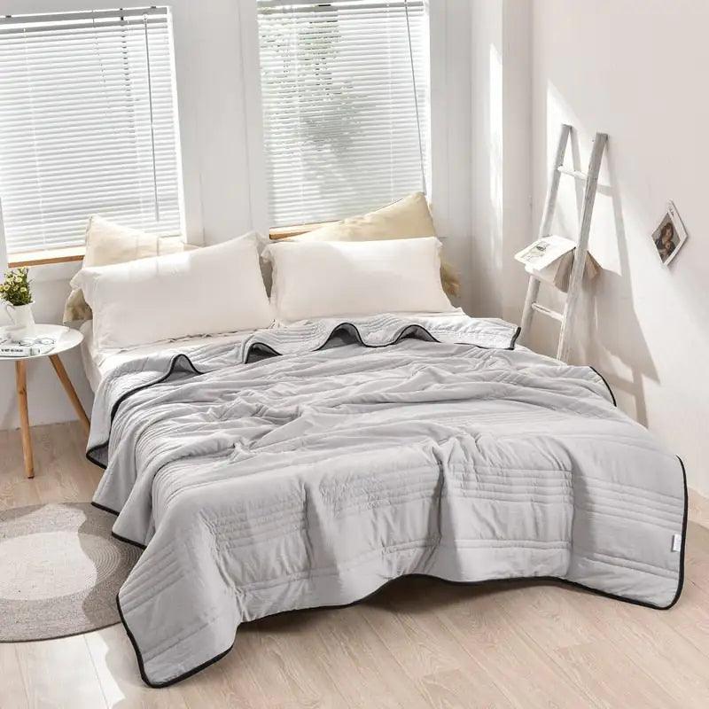 CoolDown™ Cooling Blanket_Cooling Blanket_SolisSleep_