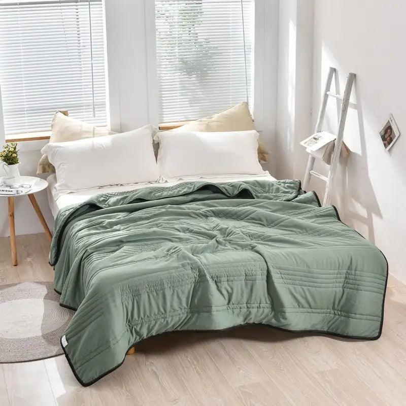 CoolDown™ Cooling Blanket_Cooling Blanket_SolisSleep_