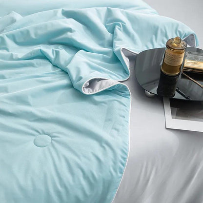 Cooling Blankets Smooth Air Condition Comforter_Cooling Blanket_SolisSleep_